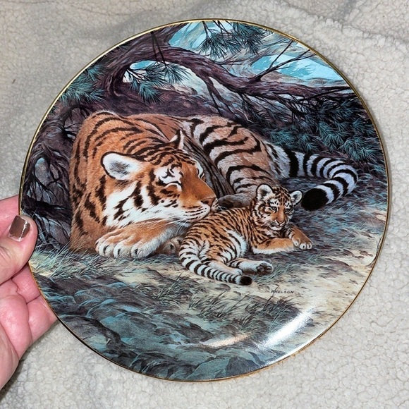 The Siberian Tiger Will Nelson Vintage Last of Their Kind Endangered Plate - Picture 2 of 16
